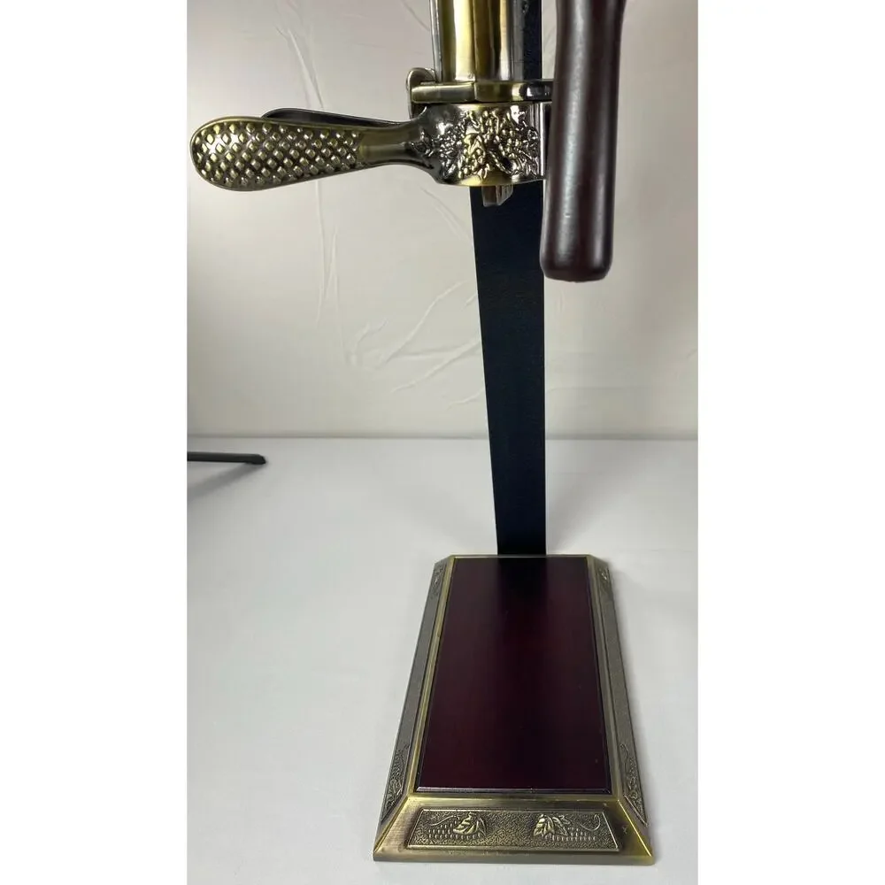 Vintage Roger Estate 